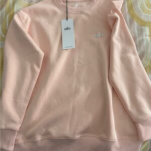 ALO Yoga Women's Pink Sweater